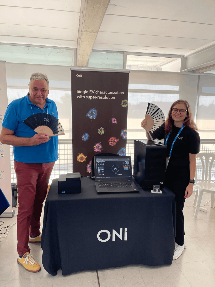 oniHQ's tweet image. 🌟 Are you at the GEIVEX Symposium 2024? Stop by to learn how ONI can take your #ExtracellularVesicle #research to the next level, with  #EVProfiler2 and #AutoEV, to confidently explore your EVs at a single EV level! 🔬

#GEIVEX2024 #SuperResolution #SMLM #Microscopy #dSTORM