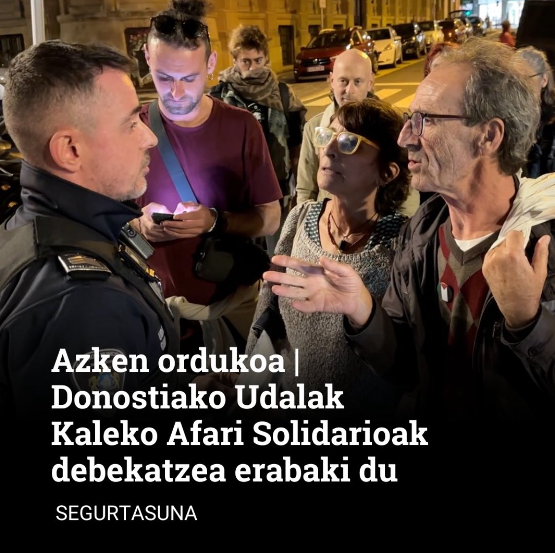 MaiderGalardi's tweet photo. Egun berean @berria|ko hiru zutabegilek gai berari buruz hitz egiten badugu, gaia larria denaren seinale.

Nahikoa haserretik idatzia da nirea, oraindik Kaleko Afari Solidarioak debekatzen zituztela jakin aurretik.

Arrazakeria hau jasanezina da.

 https://t.co/1O0tvDdDjc https://t.co/cY1svSeB3O
