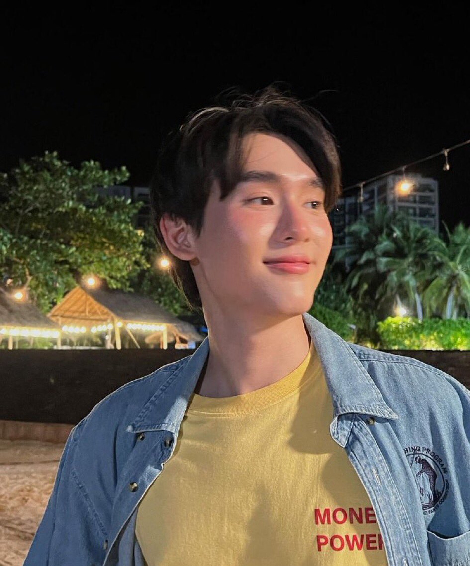 jiratchapng's tweet photo. i’m so in love for my beautiful boy kasi - kasi 🥺🤍
#kasibook https://t.co/YucZfDNjeq