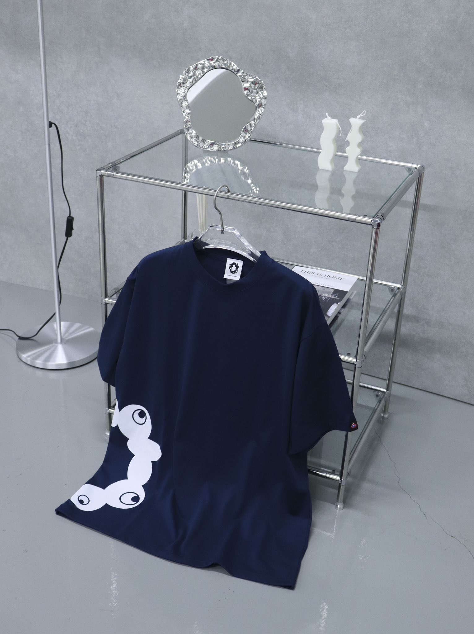 ⭐️新品未使用 ado⭐️大阪万博限定 ライブTシャツ XL ⭐️新品未使用 ado⭐️大阪万博限定 ライブTシャツ XL - メルカリ