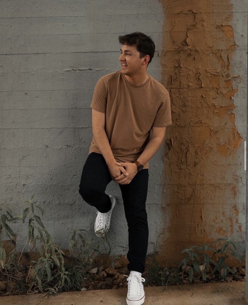 DreamLabelGroup's tweet photo. Zane Walls drops a NEW song for y’all this Friday!🤩

Pre-save “free” now!👏

https://t.co/0uRBUzYg1z

#ZaneWalls #Free #Song #New #Presave #Friday #Comingsoon #DreamLabelGroup https://t.co/nf3QQp6nmg
