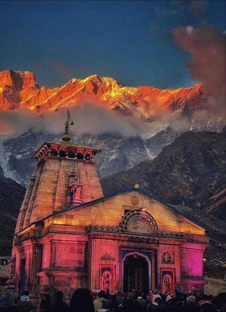 inm24news's tweet photo. might scroll past this post without giving it a like... 📷 हर हर महादेव 📷 #Spirit #IPLRetention #IPLAuction #TVKVijay #TheRajaSaab #Prabhas #TheRajaSaabOnApril10th #HappyBirthdayPrabhas #PriyankaGandhiVadra #BRICS #ChahatPandey #HindusConversion #AbhishekBachchan #NimratKaur #AishwaryaRai
📷