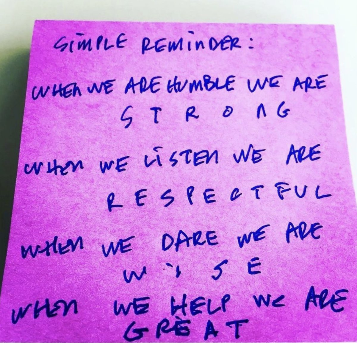 Leave a ​🙏🏽​ if you’re with me. And TAG the bravest human you know!
​​
​​Love, Robin