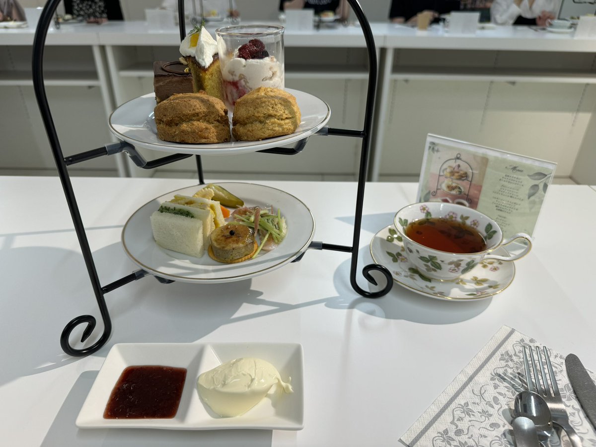 美味でした！紅茶もたくさん飲めて最高です🫖 #池袋東武ルヴァン