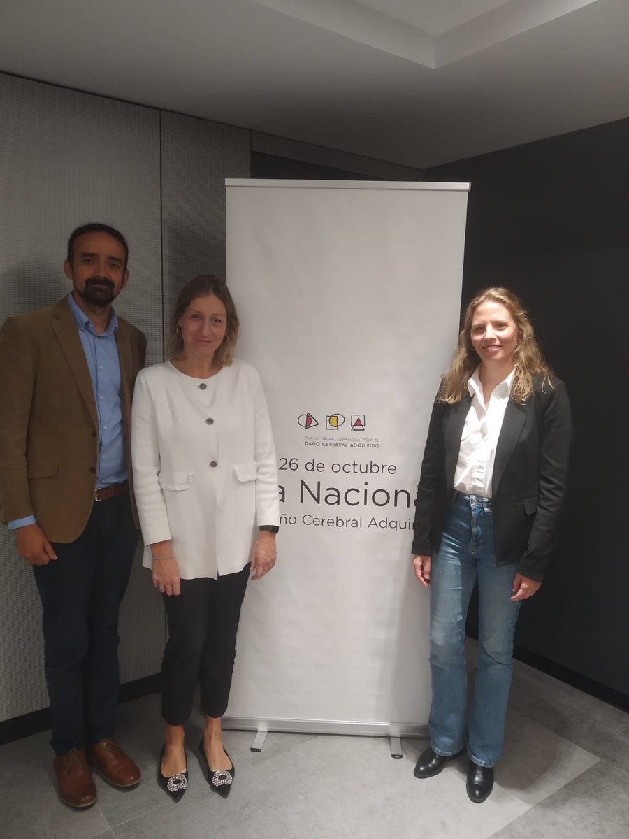 DrRomero_neuro's tweet photo. Una mesa redonda muy necesaria en la que se ha hablado de discapacidad y daño cerebral. He representado a la @seneurologia Gracias a la iniciativa de @PlataformaDCA por fomentar este debate incluyendo a médicos, terapeutas y administración. https://t.co/gzTR022JYB