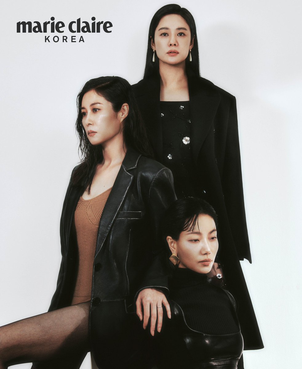 [📷] #김현주 #마리끌레르 #지옥2

TO HELL AND BACK | <지옥> 시즌 2의 다섯 배우 화보와 인터뷰

🔗 marieclairekorea.com/celebrity/2024…

#KimHyunJoo #marieclaire 
#Hellbound2 #민혜진