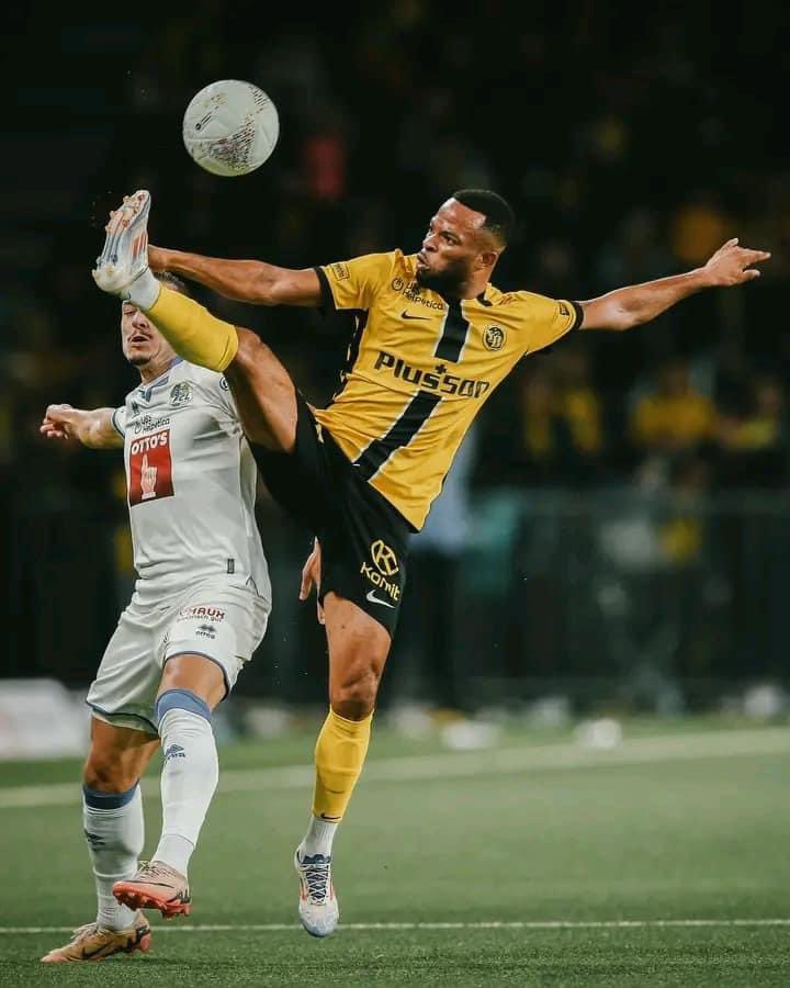 JoueursCD's tweet image. 🇪🇺| Meschack Elia a joué 17 minutes dans la défaite face à l’Inter Milan (0-1). 

#YBINTER | #mobulute🐆