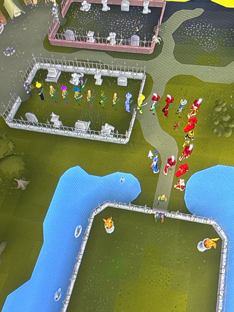 Jessestwocool's tweet photo. @JagexSupport 
Bot farm world 346 https://t.co/l78MrJdqEb