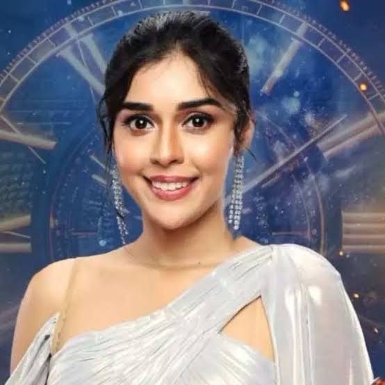 Nayyysss8's tweet photo. Kudos to her great service 🤡🤡
She never backs out from fulfilling a man's desire. This tharki soul is always there for every men. Industry needs more of these humane actresses
#EishaSingh #ColosTV #Biggboss #AviSha https://t.co/yXSmsNnDcX