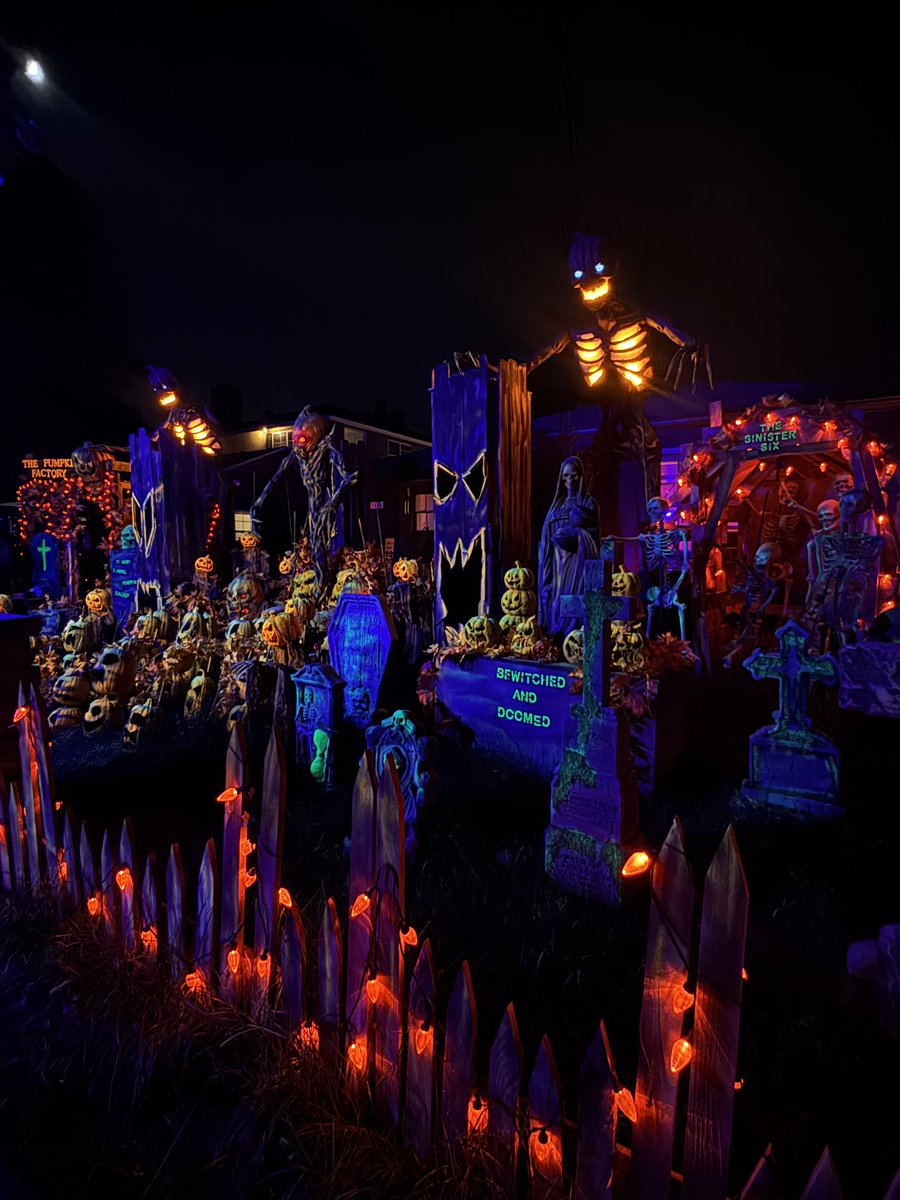 666xmoe's tweet photo. my 🎃 https://t.co/3yfRDCzT26