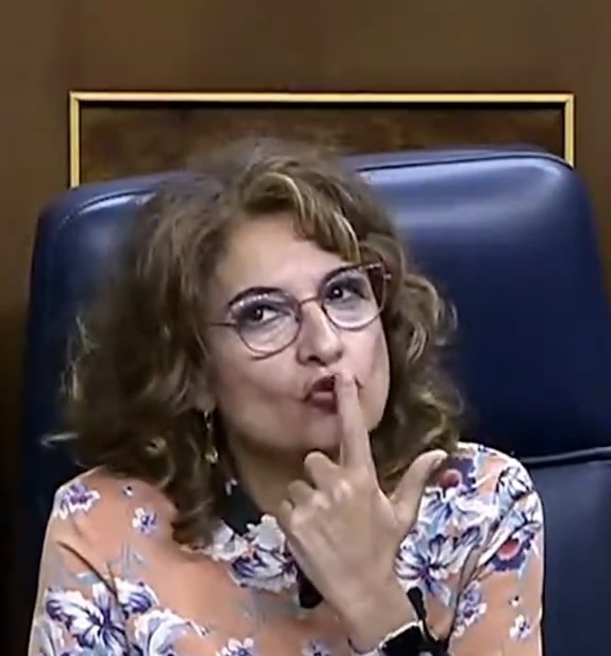 GPogui's tweet photo. María Jesús Montero, 
Ministra Choni de España. https://t.co/zbKQSTDuxT