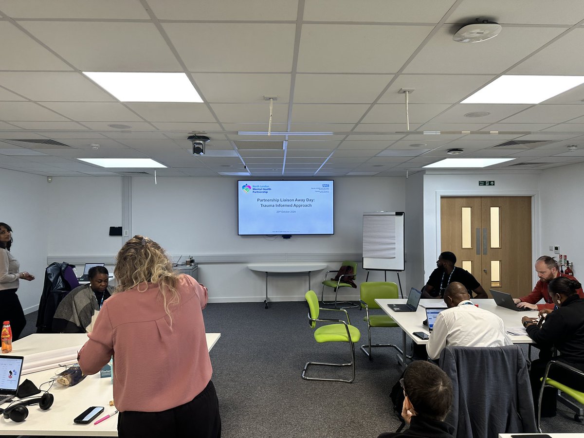 JimmyPidgeon's tweet photo. We held the third @nlmhp_nhs partnership wide liaison workshop at st anns yesterday. 5 boroughs of @NHS_NCLICB 7 services representing 5 acute trusts . Fantastic workshop from our trauma informed collaborative. @NCL_ICS https://t.co/i8a7U2ooXk