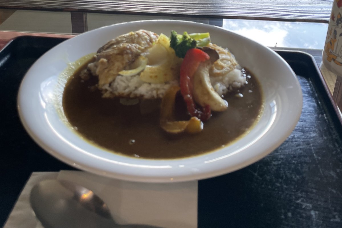 OwaseC's tweet photo. 令和6年10月6日(日)晴れ
I saw the Kumano Kodo Center in Owase. I ate delicious Isabaya curry.I walked to the beach and saw a cat.
*Alex Hawthorne *
尾鷲市教育委員会 Owase City Board of Education
#尾鷲市 #尾鷲 #教育 #ふるさと教育 #教育移住 #Owase #EnglishTeacherJapan https://t.co/CfSWznQJJd