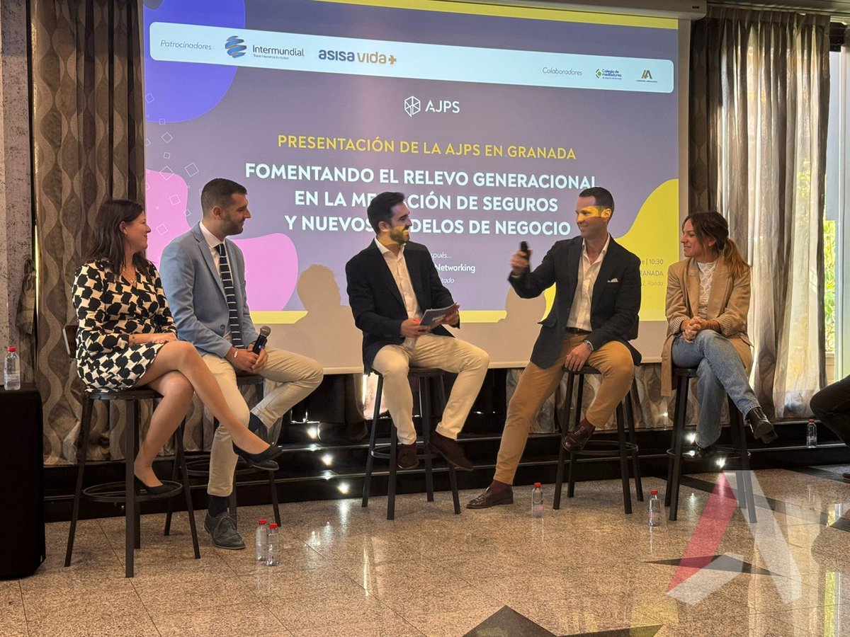Ayer nuestra vocal y socia Laura Molero y nuestro socio Manuel Crovetto participaron en el evento de presentación de la <a href="/ajps_spain/">AJPS_Spain</a> en Granada junto a María Rodríguez y Javier Escribano en el que se analizó cómo las nuevas generaciones pueden impulsar la industria de la mediación