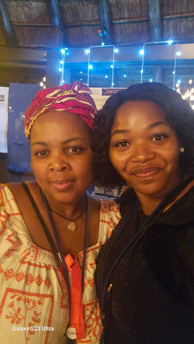 Nophupru's tweet photo. BA mentorship and NRF babies #nrf with Portia Ramashia #portiaramashia https://t.co/aP4Zs6LrNE