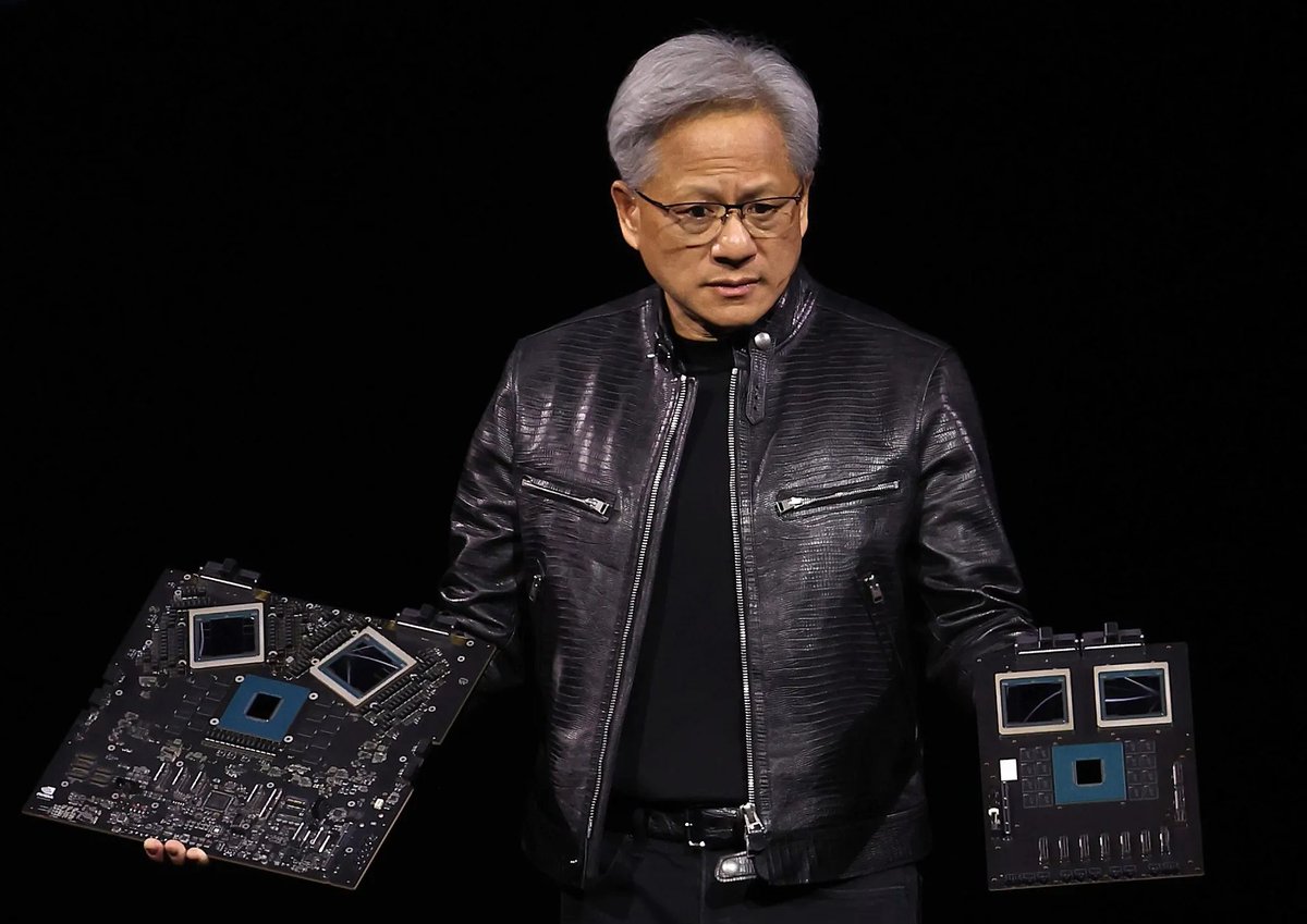 TheFinancialIns's tweet photo. NVIDIAโs Blackwell chips are to ship from Q4.
#Tech #NVIDIA #Blackwell #TechInnovation #AI #GPUMarket #AMD #India https://t.co/Dzx5AoCn21