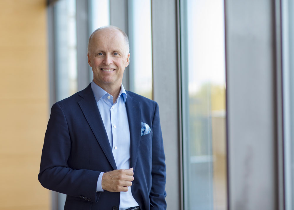 Tietoevry (@tietoevry) on Twitter photo “Our #Q3 growth impacted by weakening market; revenue down by 1%, yet profitability improving to 13.5%. As to the strategic review of Tietoevry Tech Services, we are in an exclusive process with a non-industrial buyer,” says CEO <a href="/kalkio/">Kimmo Alkio</a> bit.ly/3BSSbaW
#TietoevryInvestors “Our #Q3 growth impacted by weakening market; revenue down by 1%, yet profitability improving to 13.5%. As to the strategic review of Tietoevry Tech Services, we are in an exclusive process with a non-industrial buyer,” says CEO <a href="/kalkio/">Kimmo Alkio</a> bit.ly/3BSSbaW
#TietoevryInvestors