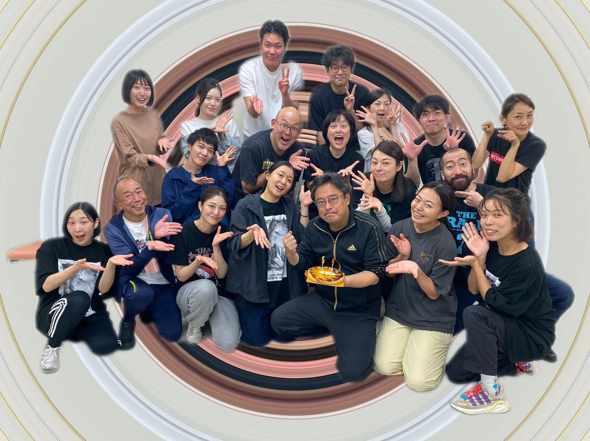 カムカムミニキーナ tweet media