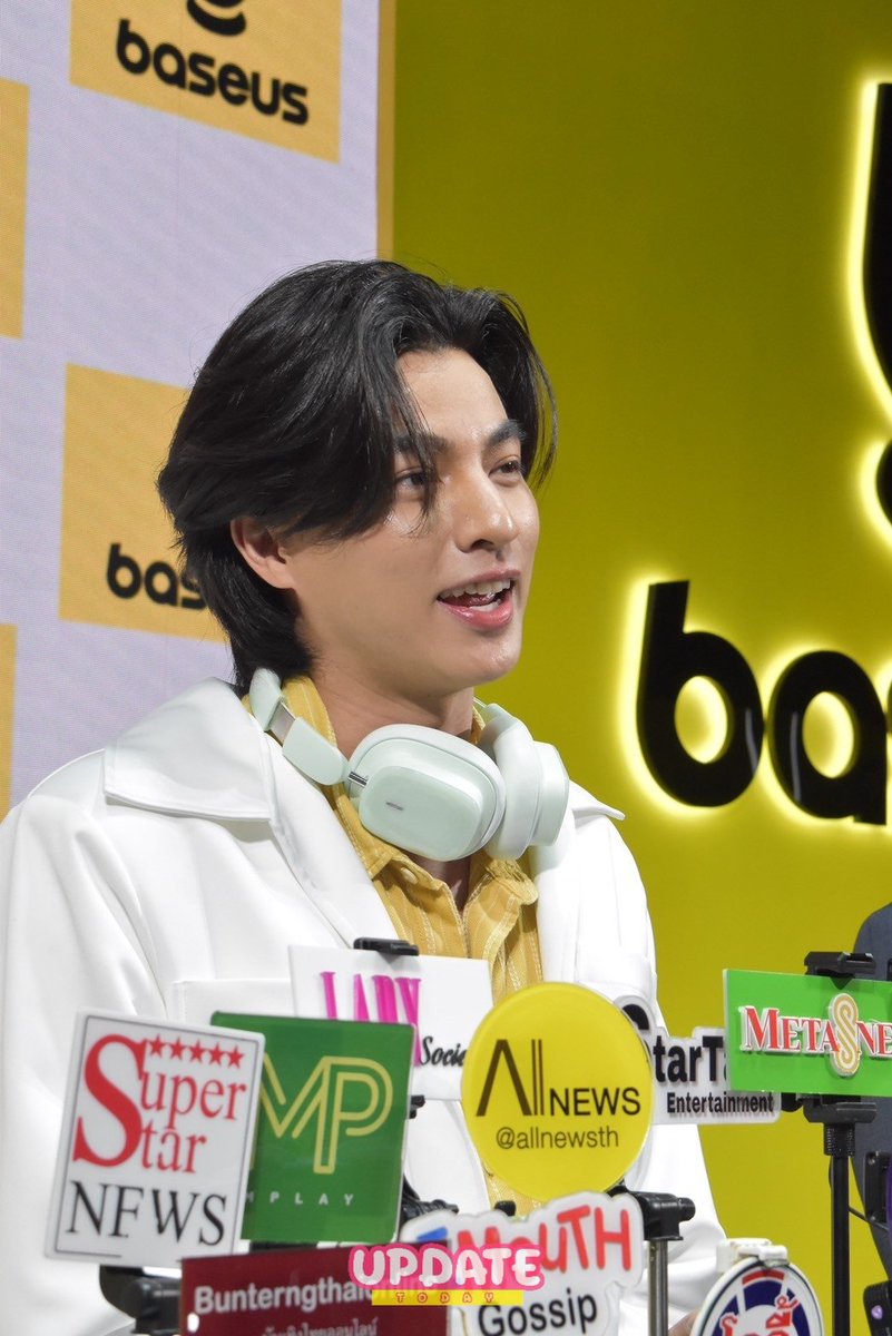 Update__today's tweet image. &quot;กลัฟ คณาวุฒิ&quot; ช่วงสัมภาษณ์สื่อในงาน Thailand Mobile Expo 2024 กับการเปิดตัวพรีเซ็นเตอร์คนแรกของ Baseus​ Thailand​ 

#BaseusTHxGulf #เบซุส #BaseOnUser #GulfKanawut #BaseusxGulfwithU
#UPDATETODAY #ข่าว #ข่าวบันเทิง