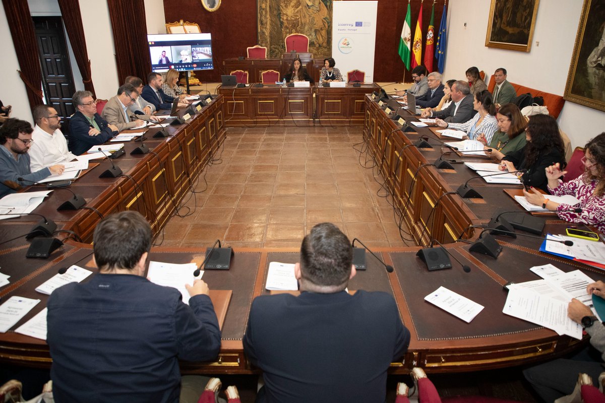 El presidente de <a href="/CooperativasExt/">Cooperativas Agro-alimentarias Extremadura</a> ha participado en el acto de presentación del Proyecto #Agrosocial, una iniciativa financiada por el programa #INTERREG España-Portugal (#POCTEP) financiado por la Unión Europea que se desarrollará hasta 2026