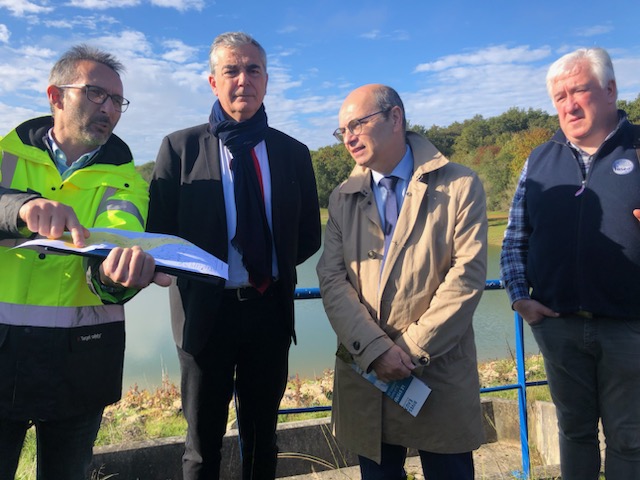 La FNSEA (@fnsea) on Twitter photo 🗓️🚜 La #FNSEA sur le terrain | Visite des élus #FNSEA <a href="/JeunesAgri/">Jeunes Agriculteurs</a> <a href="/ChambagriFrance/">Chambres d'agriculture France</a> <a href="/lacoopagricole/">La Coopération Agricole</a> <a href="/Irrigants_Fr/">Irrigants de France</a> sur le Lac du Lizet et rappel du besoin de sécuriser le système Neste confronté au changement climatique.
#eau #irrigation #agricuture 💧
Cc <a href="/FDSEAGers/">FDSEA du Gers</a> 🗓️🚜 La #FNSEA sur le terrain | Visite des élus #FNSEA <a href="/JeunesAgri/">Jeunes Agriculteurs</a> <a href="/ChambagriFrance/">Chambres d'agriculture France</a> <a href="/lacoopagricole/">La Coopération Agricole</a> <a href="/Irrigants_Fr/">Irrigants de France</a> sur le Lac du Lizet et rappel du besoin de sécuriser le système Neste confronté au changement climatique.
#eau #irrigation #agricuture 💧
Cc <a href="/FDSEAGers/">FDSEA du Gers</a>