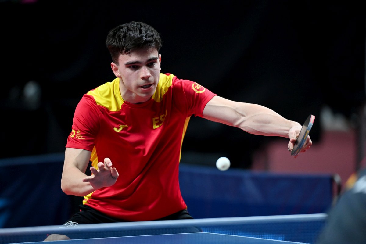 De vuelta al circuito🔄

Este sábado, <a href="/DBerzosaPodium/">Daniel Berzosa</a> comenzará su participación en el WTT Youth Contender de Kosovo 

📲 rfetm.es/noticia/9416-d…