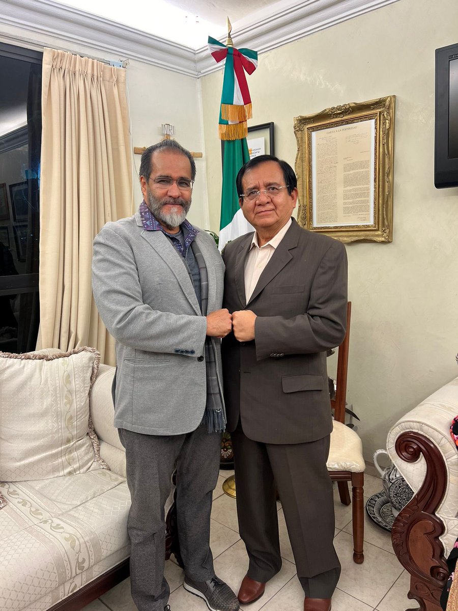 Reencuentro con Juan Miguel Ramírez Sánchez
 
La tarde del miércoles 23 de octubre se presentó clara y fría en las oficinas del Movimiento Nacional de la Esperanza, en la Ciudad de México, facebook.com/share/p/L8ihKD…