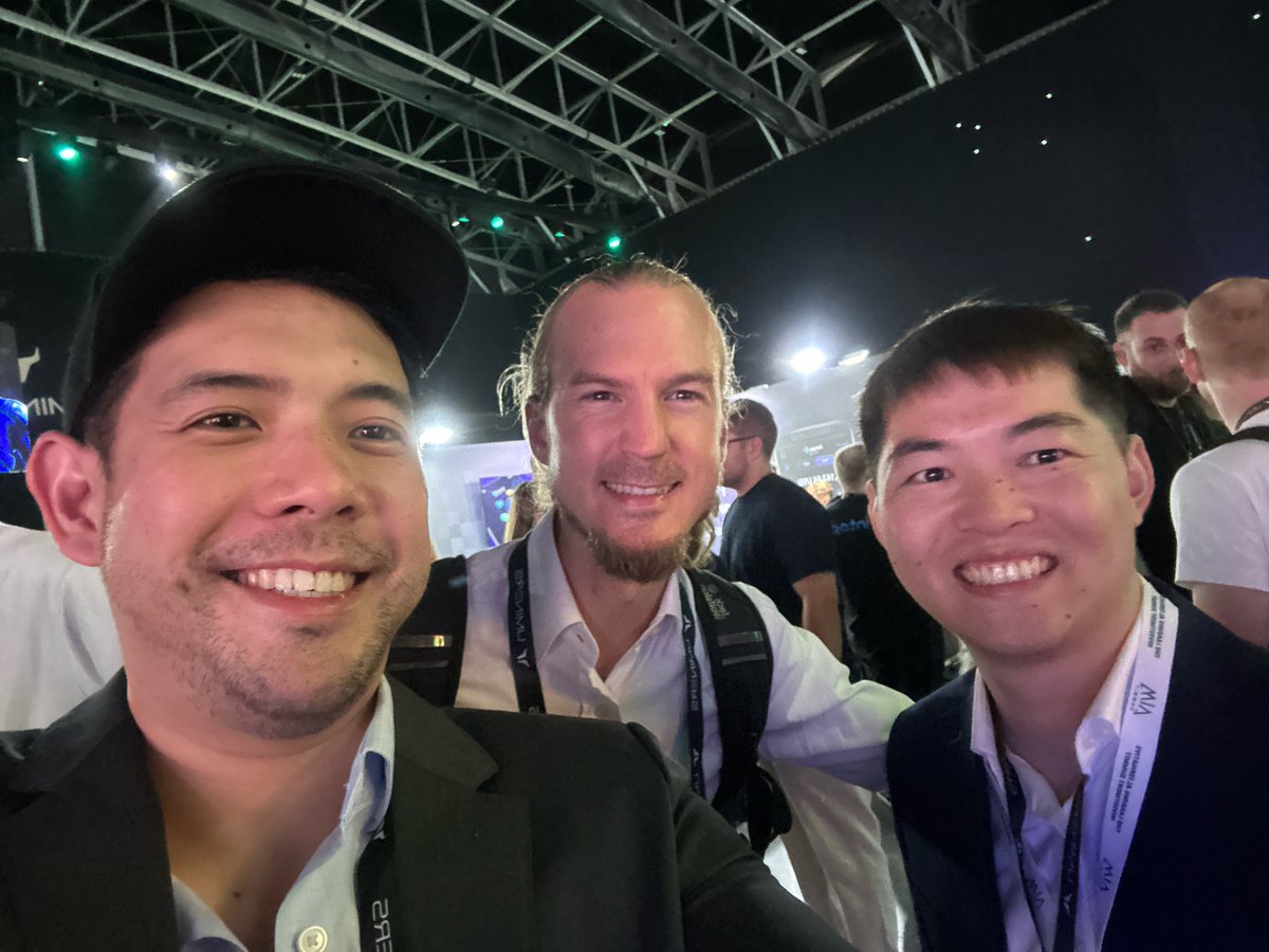 Bitasics's tweet image. @Bitasics  had a blast attending Blockchain Life 2024! A great venue to meet old friends and new friends! We are on the way to providing new products and services for our customers to enhance their mining operations. Great things are coming ahead! #BullMarket #Bitcoin #BTC