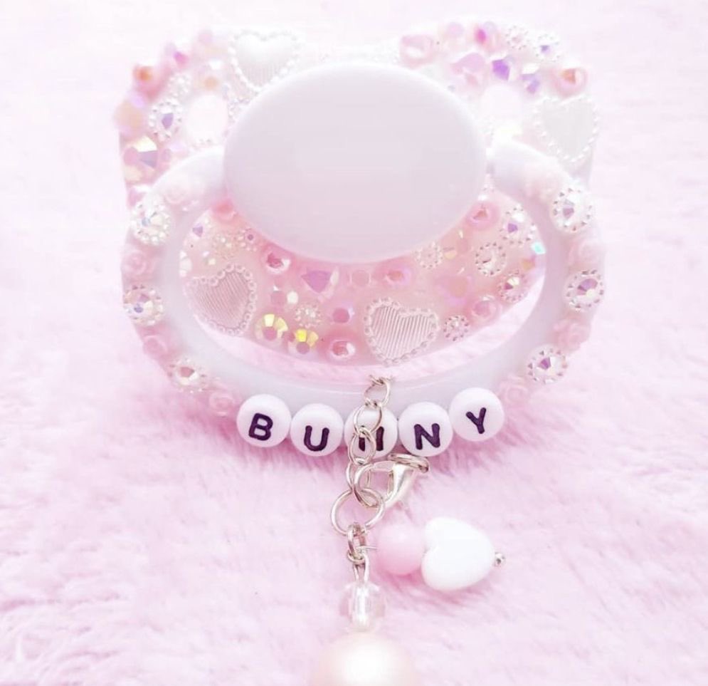 littl_bun's tweet photo. ⓘ this user wants a paci ♡︎ https://t.co/QHWOnxHnXS