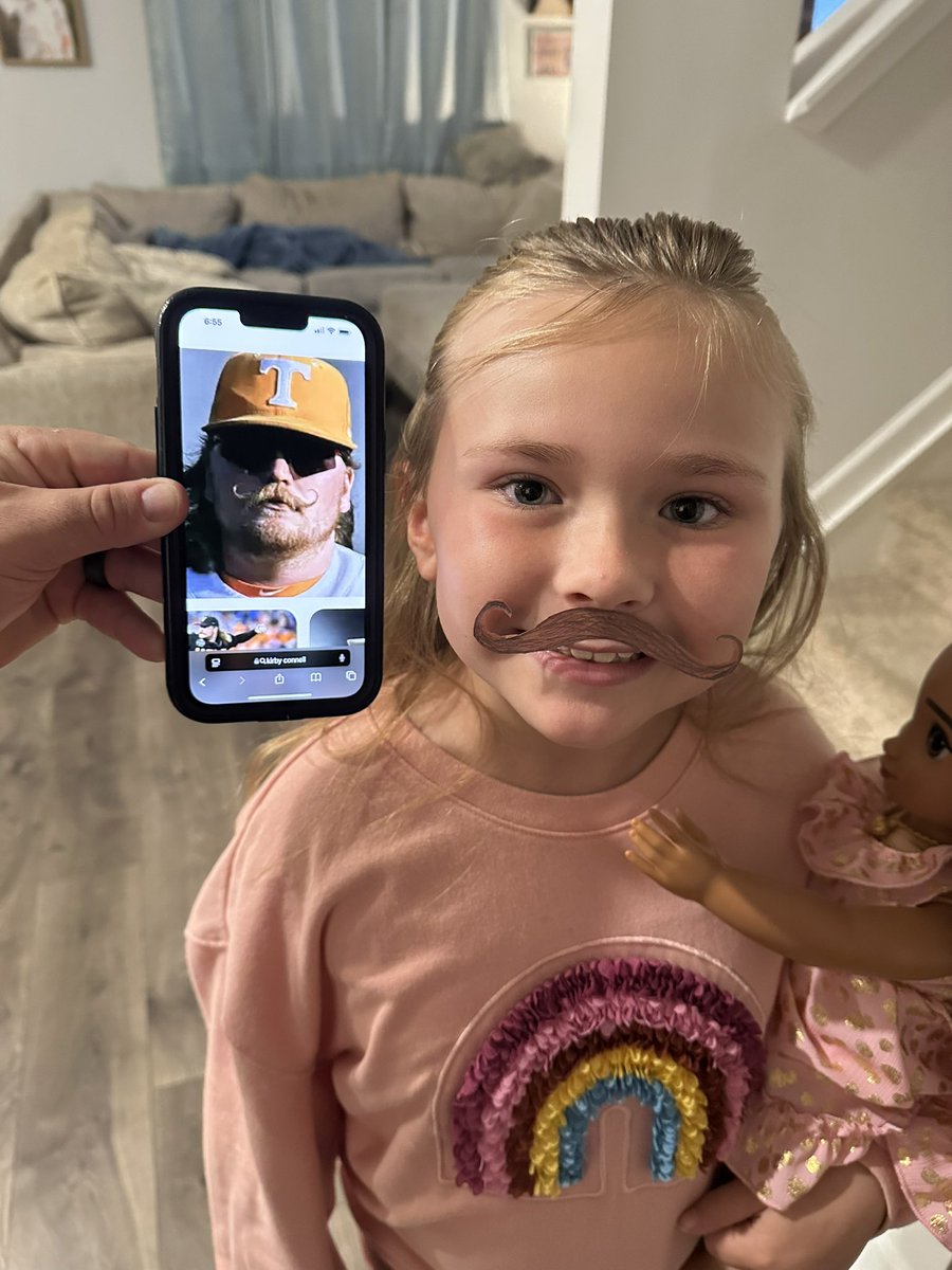 Haley Rainey 🍊 tweet media