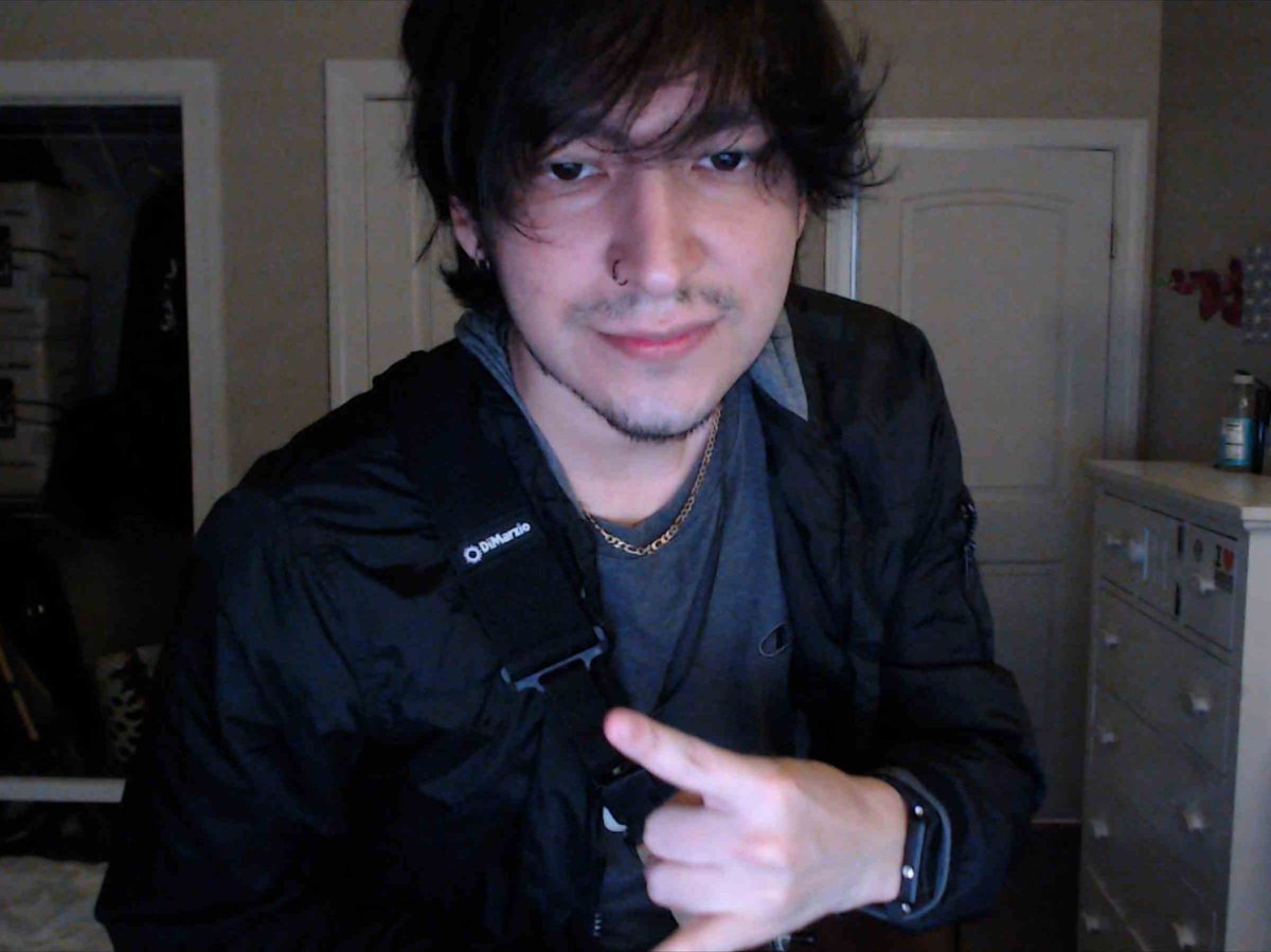 back at it 🤘🏻🎸