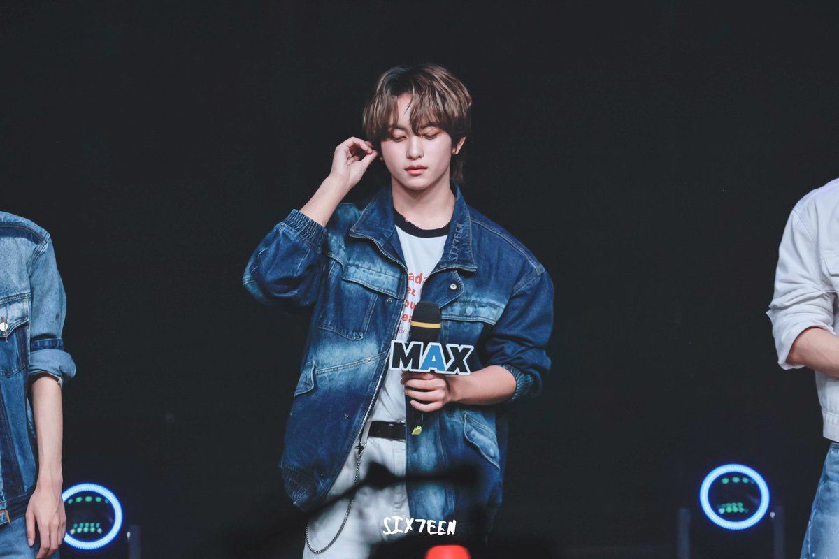 241023

#izx #아이즈엑스 #MARCUS #마커스 #MAX #막스 #이게되네