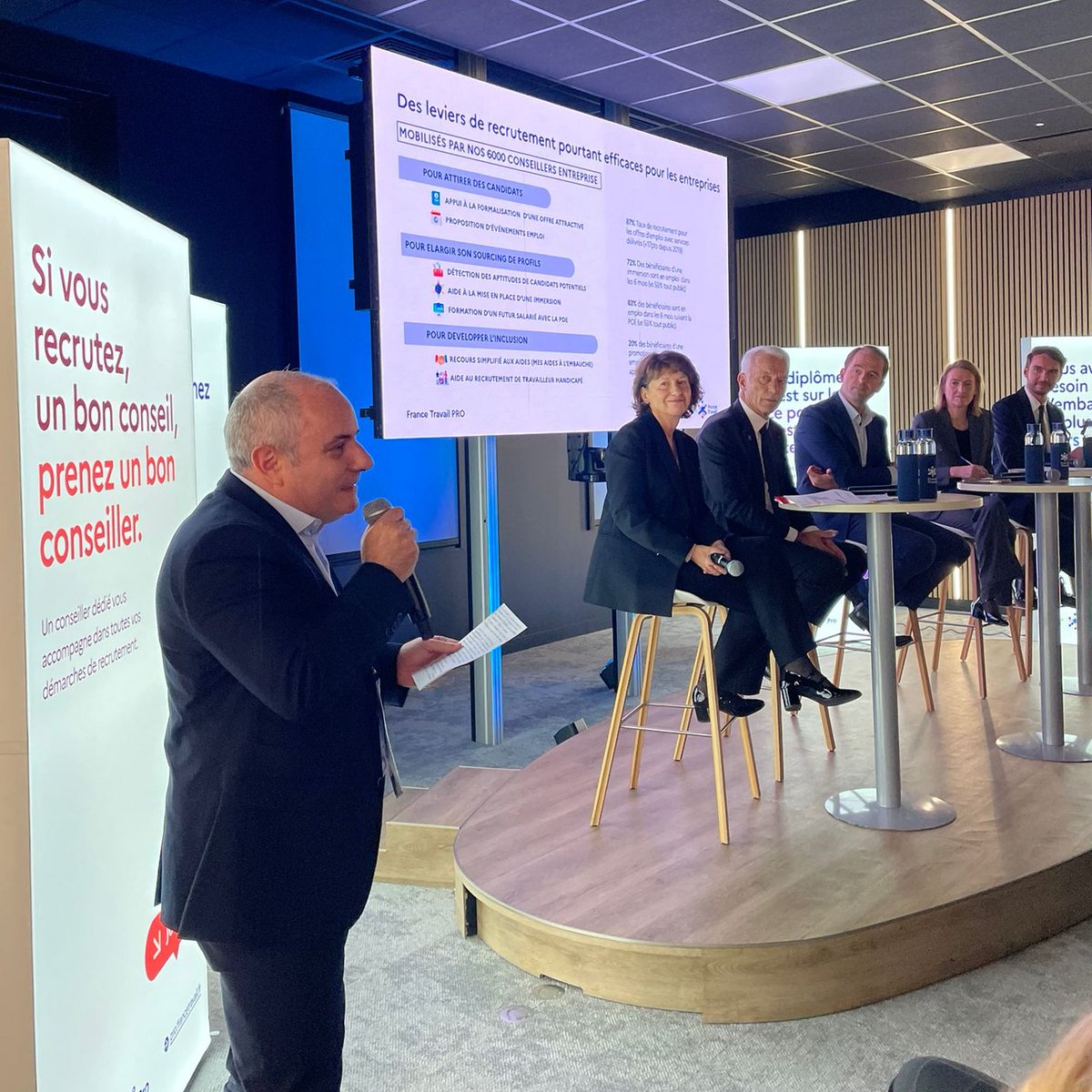 "Je voudrais remercier les conseillers qui nous accompagnent dans nos #recrutements inclusifs, notamment de candidats en situation de #handicap : Claire, Mickaël, Jean-Philippe et Stéphanie. Les équipes <a href="/FranceTravail/">France Travail</a> sont mobilisées et engagées." A. Pelletier de <a href="/Pierre_vacances/">Pierre & Vacances</a>