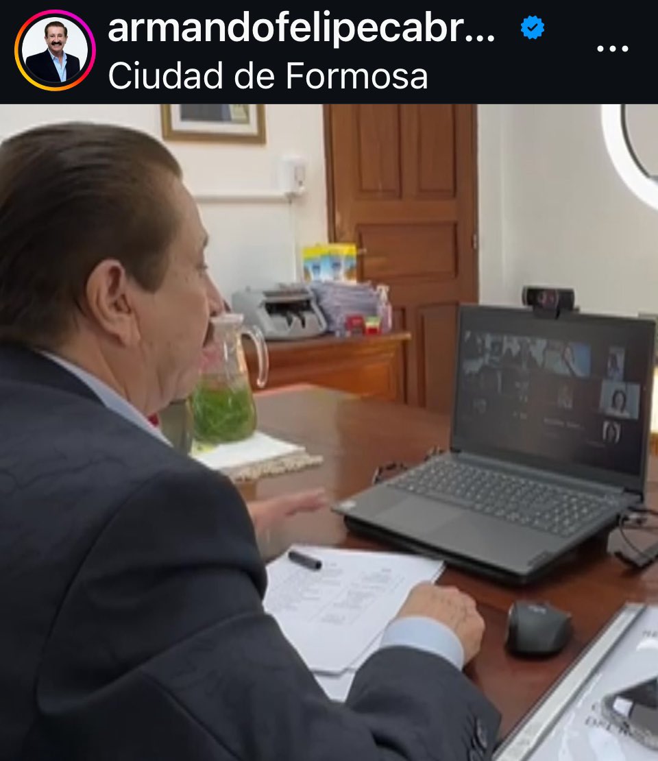 El presidente provisional de la Cámara de Diputados de Formosa tiene una máquina para contar billetes en la oficina 🤡🤡🤡