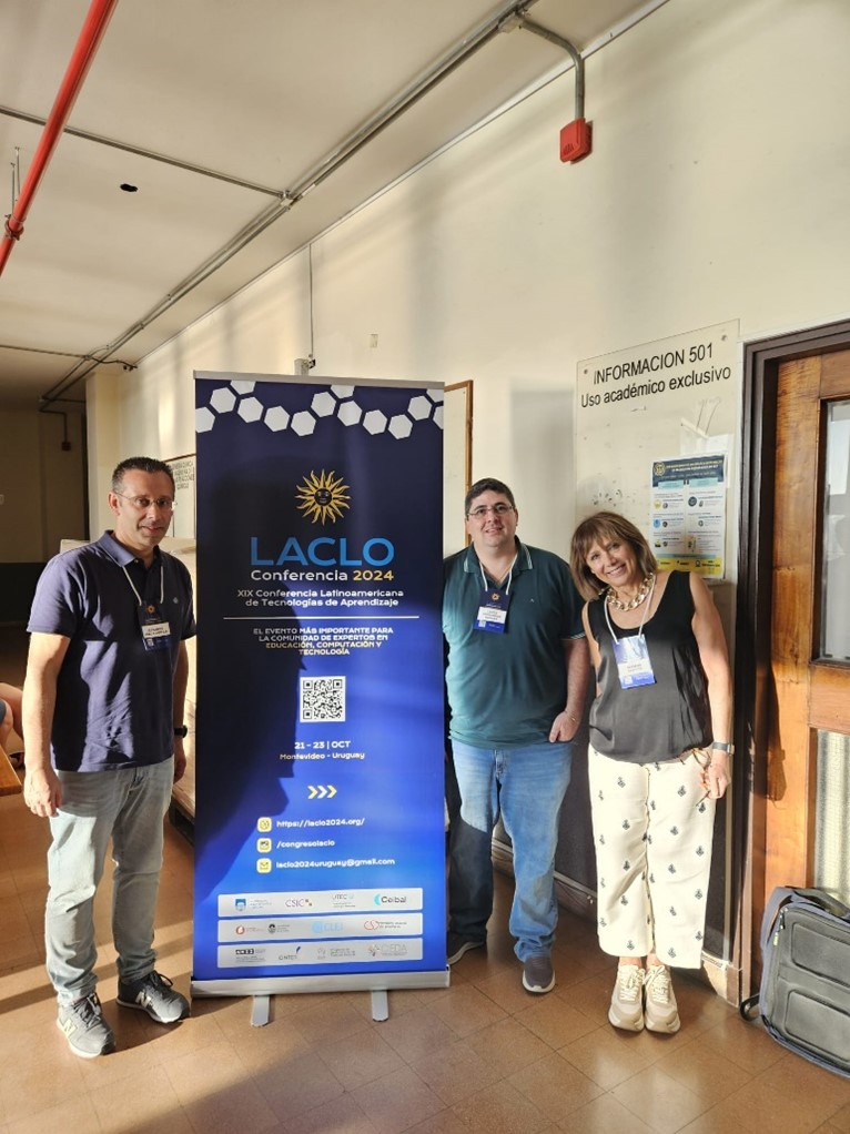 💡Nuestros compañeros Adriana Gewerc, Fernando Fraga-Varela y Leizer Fernandes-Moraes asisten entre los días 21 y 24 de octubre a la XIX Conferencia Latinoamericana de Tecnologías de Aprendizaje (LACLO2024) con sede en Uruguay.
📎stellae.usc.es/index.php/es/1…