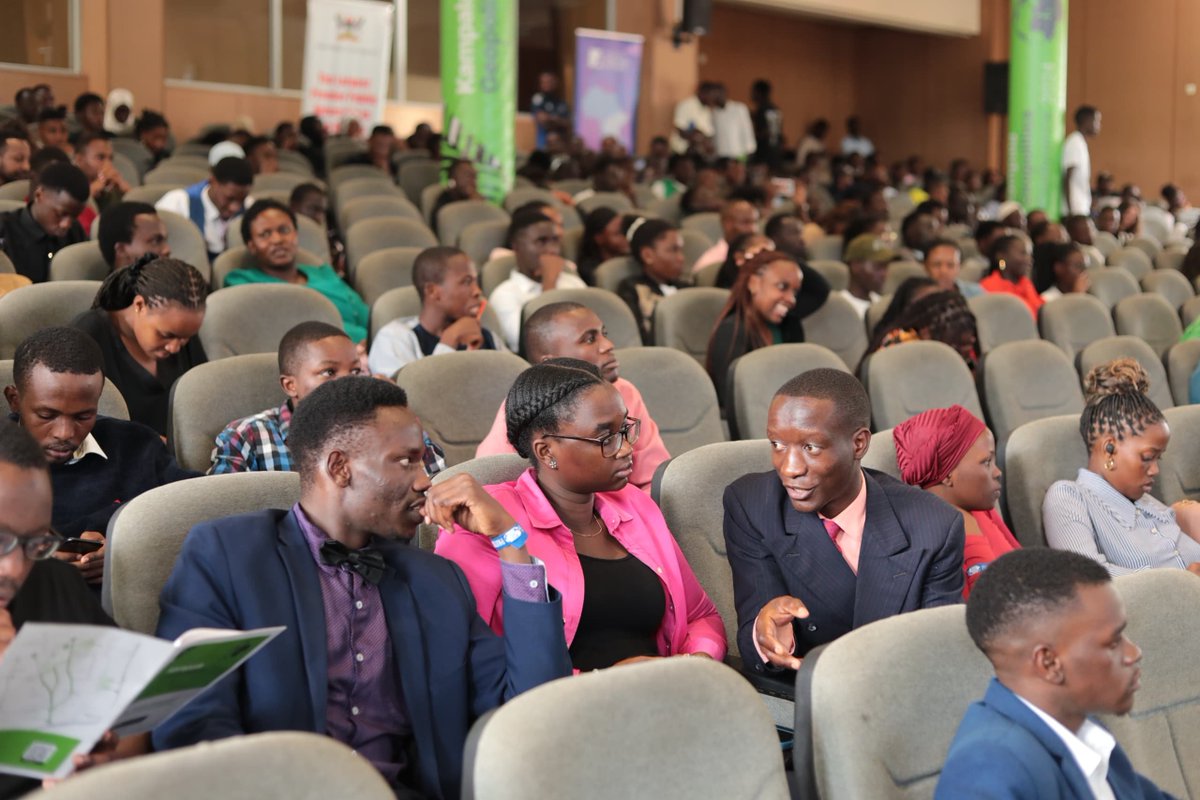 Makerere's tweet image. Panel 6 on Day Two at the #KGC2024

Dr. @FredMuhumuza8: &quot; When you look at the emerging powers, one must look at what technologies they have put in place to aid development, such as 5G network, before we benchmark for our development.&quot; 

#KampalaGeopoliticsConference