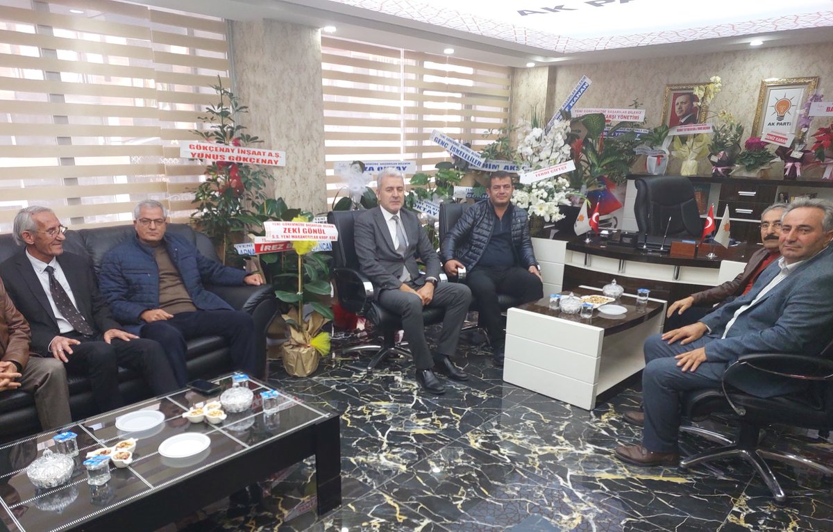 AK PARTİ TUŞBA İLÇE BAŞKANLIĞI (@vanaktusba) on Twitter photo Başkanımız Ümit Kanan’a hayırlı olsun ziyaretinde bulunan,
Önceki dönem Tuşba İlçe Başkanı Mehmet Nuri Başdinç ve beraberindeki hemşerilerimize teşekkür ediyoruz.
<a href="/MnuriBasdinc/">Mehmet Nuri BAŞDİNÇ</a> <a href="/umitkanan72/">Ümit KANAN</a> <a href="/emreguray65/">Emre Güray</a> <a href="/Burhan_Kayaturk/">Burhan Kayatürk</a> <a href="/K_Turkmenoglu_V/">KAYHAN TÜRKMENOĞLU</a> <a href="/AK_PartiVan/">AK Parti Van</a> Başkanımız Ümit Kanan’a hayırlı olsun ziyaretinde bulunan,
Önceki dönem Tuşba İlçe Başkanı Mehmet Nuri Başdinç ve beraberindeki hemşerilerimize teşekkür ediyoruz.
<a href="/MnuriBasdinc/">Mehmet Nuri BAŞDİNÇ</a> <a href="/umitkanan72/">Ümit KANAN</a> <a href="/emreguray65/">Emre Güray</a> <a href="/Burhan_Kayaturk/">Burhan Kayatürk</a> <a href="/K_Turkmenoglu_V/">KAYHAN TÜRKMENOĞLU</a> <a href="/AK_PartiVan/">AK Parti Van</a>