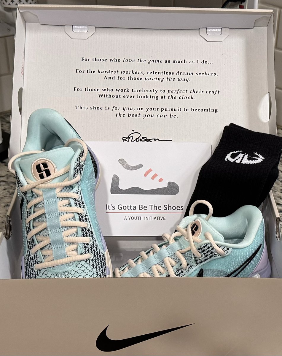 Its Gotta Be The Shoes tweet media