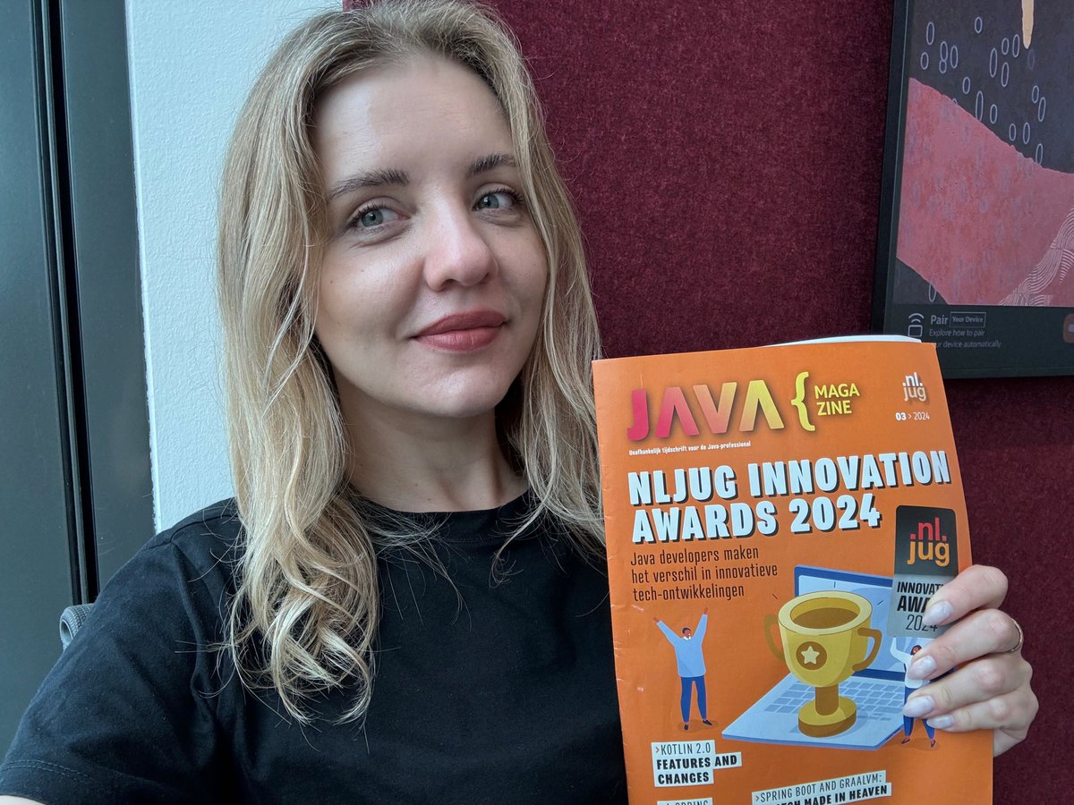 alina_yurenko's tweet image. Got a copy of @JavaMagazineNL with my article about @GraalVM & @SpringBoot and how they are even better together :)
Many thanks to the editing team and my editor @hannotify!❤️
I'm sending this to my mom:)))
