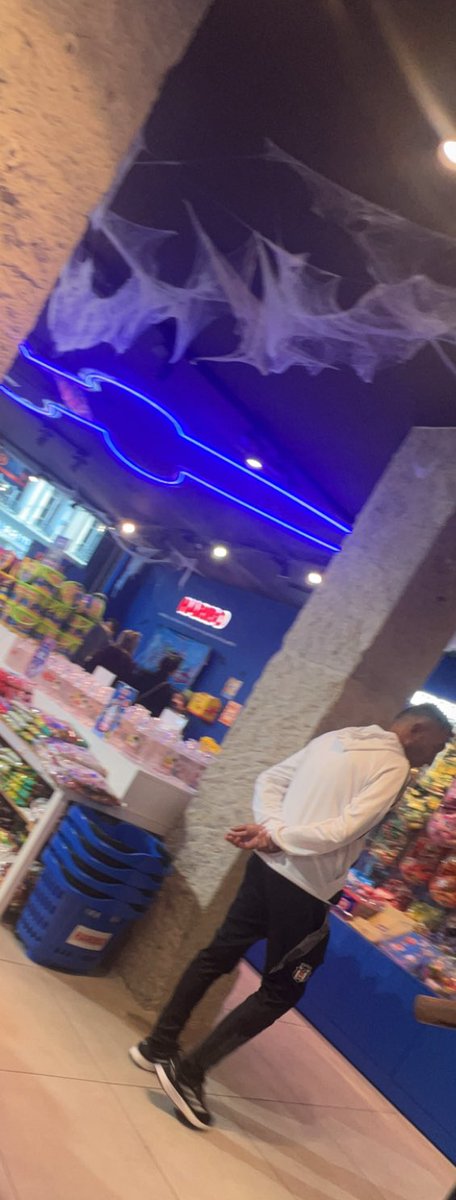 LeTlion69's tweet image. 