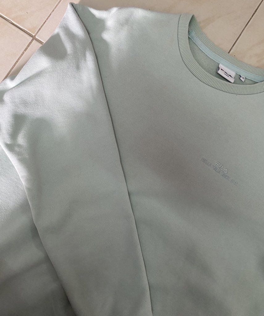 Muffin11876293's tweet photo. สเวตเตอร์ fila แท้ เขียวมิ้นท์อ่อนๆ อก 46” ยาว 25” 270 🎀  #เสื้อผ้ามือสองสภาพดี #ส่งต่อเสื้อผ้ามือสอง #เสื้อผ้า #ส่งต่อ #เสื้อผ้ามือสอง #เสื้อผ้ามือสองราคาถูก #cintageshop #ส่งต่อเสื้อผ้า  #vghbkk #vghbkkมือสอง #stylistshop #สเวตเตอร์มือสอง https://t.co/DsMsxufNx1