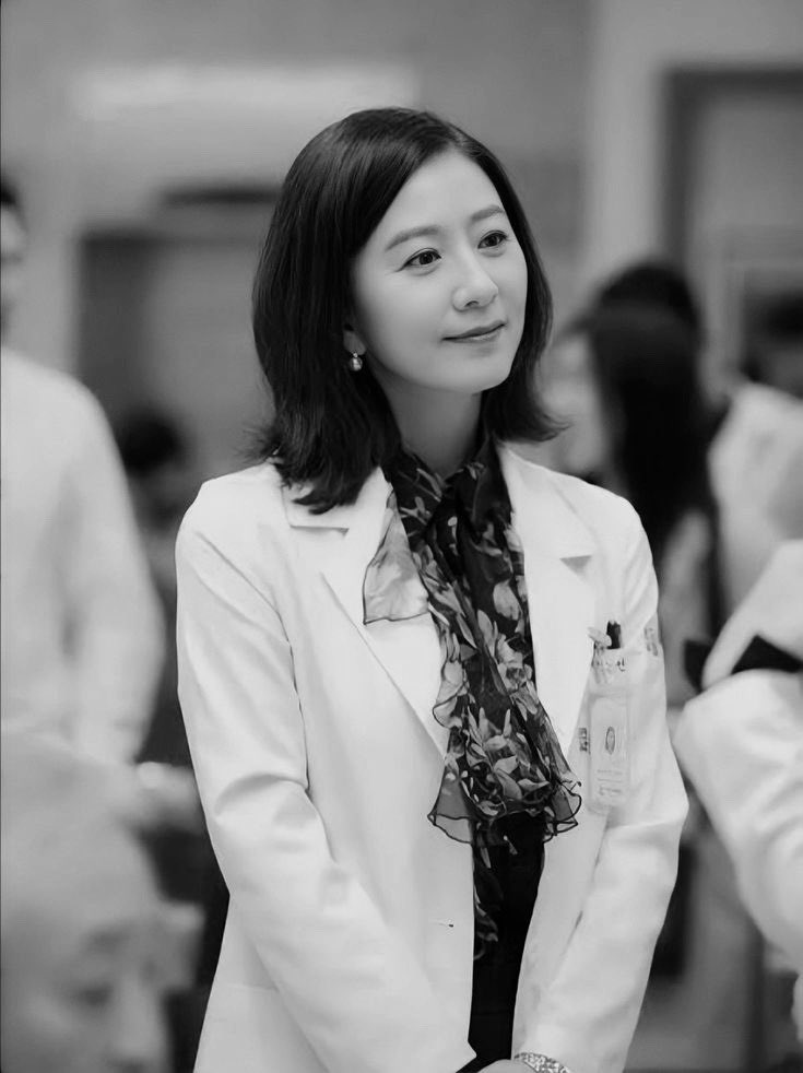 𝐒𝐨𝐩𝐡𝐢𝐚, 𝑨𝒅𝒂𝒎𝒔. tweet media