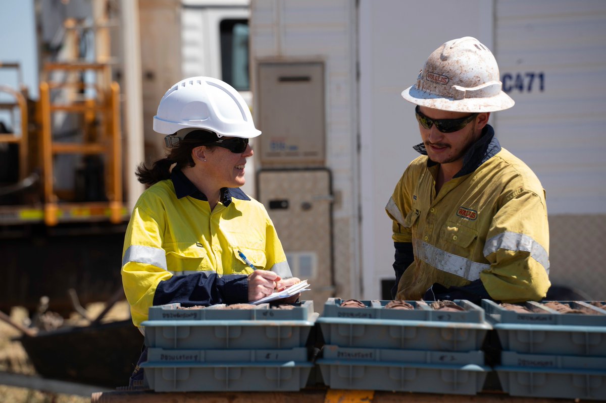 Empiremetalsltd's tweet image. Pictures from the recently completed DC drilling programme at Pitfield that identified new extensive, thick zones of strongly weathered &quot;saprolite&quot; cap.

Samples will be used to inform plans for further DC and RC drilling aimed at defining a maiden MRE in 2025. #EEE #TiO2…