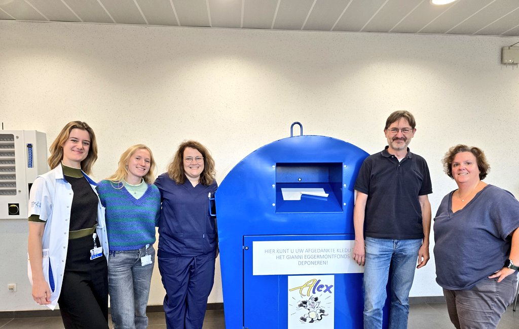 AFrançoise Spinoit (@afspinoit) on Twitter photo Wij <a href="/uzgent/">UZ Gent</a> <a href="/ugent_fge/">UGent Geneeskunde & Gezondheidswetenschappen</a> verzamelen afgedankte kledij ten voordele van ons wetenschappelijk onderzoek #kinderurologie. Help ons mee met uw oude schoenen en kleren.
<a href="/uzgent/">UZ Gent</a>
<a href="/ugent_fge/">UGent Geneeskunde & Gezondheidswetenschappen</a>
<a href="/Kiwanis/">Kiwanis</a>
<a href="/UGent_GeKUro/">Gianni Eggermont UGent Fonds voor Kinderurologie</a> Wij <a href="/uzgent/">UZ Gent</a> <a href="/ugent_fge/">UGent Geneeskunde & Gezondheidswetenschappen</a> verzamelen afgedankte kledij ten voordele van ons wetenschappelijk onderzoek #kinderurologie. Help ons mee met uw oude schoenen en kleren.
<a href="/uzgent/">UZ Gent</a>
<a href="/ugent_fge/">UGent Geneeskunde & Gezondheidswetenschappen</a>
<a href="/Kiwanis/">Kiwanis</a>
<a href="/UGent_GeKUro/">Gianni Eggermont UGent Fonds voor Kinderurologie</a>