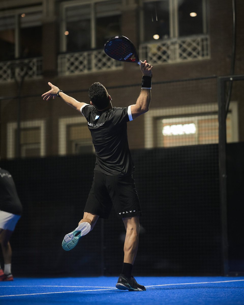 Ayer victoria con tie-break incluido y hoy jugaremos para meternos en semis.

Vamos equipo que se puede!!!!!  💪🏼💪🏼

#NewGizaPremierPadelP2
#PadelFIP