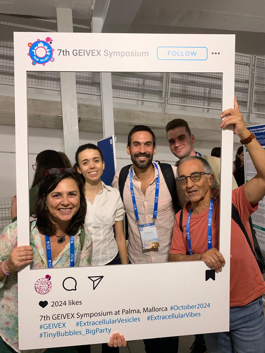 PvrexLab's tweet image. We are thrilled to participate in @GEIVEX annual conference in Palma. So happy for our student, Berta Barnadas-Carceller, who is presenting her work in #Chagas disease and #extracellularvesicles! 🫧🔬👩🏻‍🔬. Great opportunity to network with EVs researchers!

@ISGLOBALorg @GTRecerca