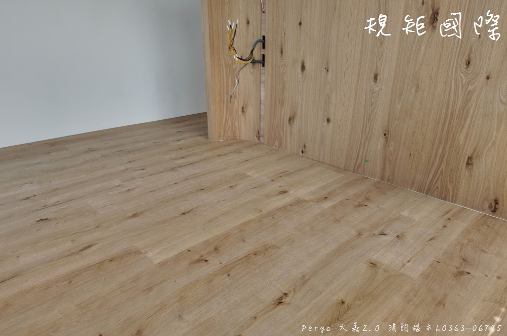 RnJ_carpet's tweet image. PERGO 大森2.0系列 清朗橡木L0363-06795
pergo木地板讓您生活更輕鬆
來規矩官網看看，挑選您喜愛的地板
📷 rj-carpet.com
📷歡迎蒞臨來店(電)洽詢唷
📷地址：台北市南京東路五段163之12號1樓
📷電話專線：02-2762-6386
#PERGO
#超耐磨木地板
#防水地板
#木地板
#地板