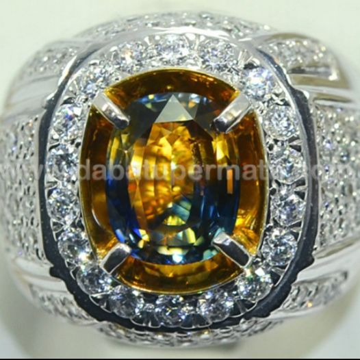 dabatupermata's tweet photo. Batu Mulia Antik Tri Colour SAFIR Cristal
Code : SPC 157
Nama : Fancy SAFIR
Origin : Sri Lanka
Berat Batu : 3.1 ct
Ukuran : 9.4 x 7.3 x 4.3 mm
Contact : +628117238555

@followers @golkar_id
#Ruby #Emerald #Zamrud 
#Gemstones #Jewelry
#Permata #BatuPermata #BatuRuby #RubyStar 
#BatuMulia #Diamond #Berlian #Safir #Luxury #SuperCar