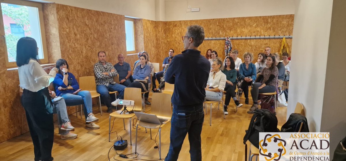 Residències, centres de dia i SADs  de la província de Lleida ens vam trobar ahir dimecres 23 d’octubre per poder compartir inquietuts, necessitats i problemes del sector a la zona de Lleida.