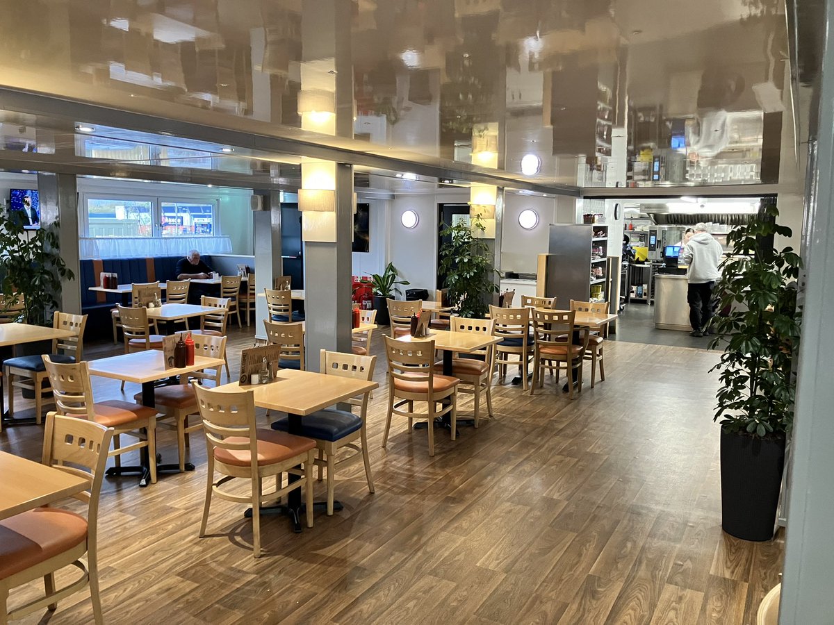 Congratulations to <a href="/Route74trucks/">Route74_spaceinfo</a> for supplying a first rate #truckstop! Nice to see things done right👌#NationalLorryWeek <a href="/RHANews/">RHA</a>